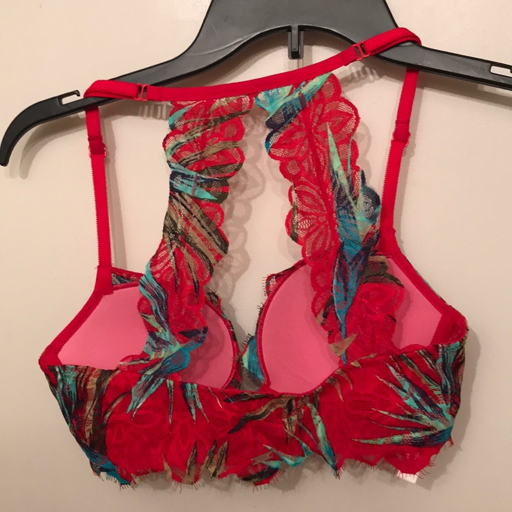 VS PINK front clasp bra - Picture 2 of 2